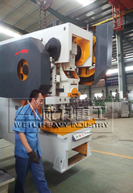 山東威力重工深喉沖床廠家