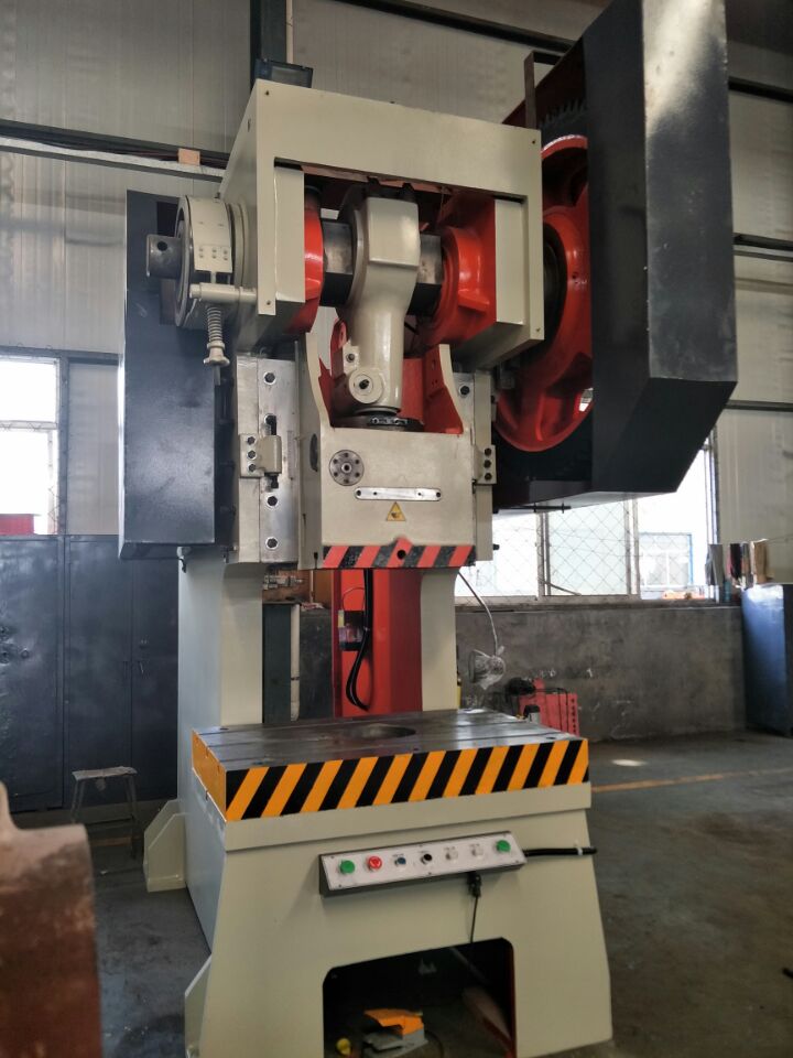 200噸開式深喉沖床